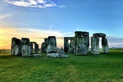 Stonehenge during daytime